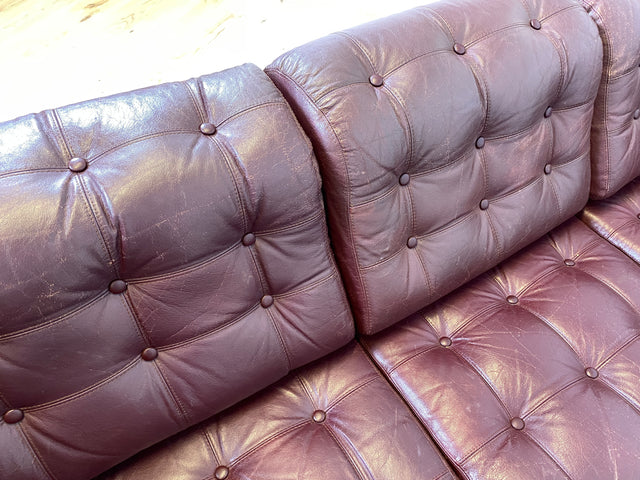 WMK I Formschönes & gemütliches skandinavisches Sofa mit gestepptem Echtleder Bezug mit schöner Alterspatina I Ledersofa Ledercouch Couch 3-Sitzer 3er Leder Chesterfield Vintage Berlin Hamburg Köln