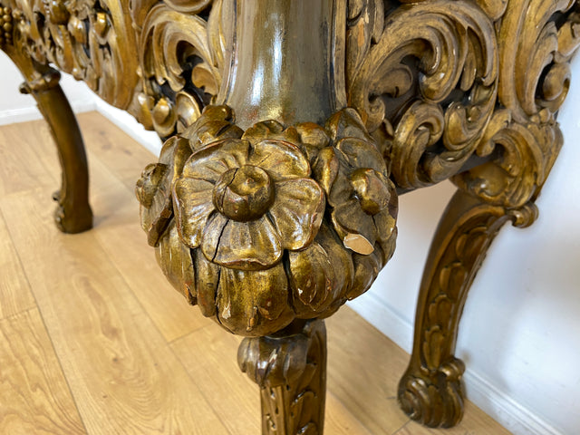 WMK I Das Highlight! Prunkvoller venezianischer antiker Schrank , um 1880, handbemalter Aufsatz auf geschnitzter vergoldeter Konsole mit Putti & Akanthus I Cabinet Bar Anrichte Kommode Chinois Barock