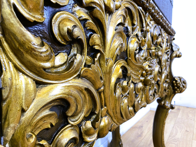 WMK I Das Highlight! Prunkvoller venezianischer antiker Schrank , um 1880, handbemalter Aufsatz auf geschnitzter vergoldeter Konsole mit Putti & Akanthus I Cabinet Bar Anrichte Kommode Chinois Barock