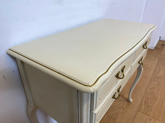 WMK I Versand 85€ I Charmante weiße Chippendale Kommode mit Schubladen & edlen Messingbeschlägen I Sideboard Schubladenkommode Flurkommode Wäschekommode Vintage Barock Rokoko Berlin Jena Bamberg