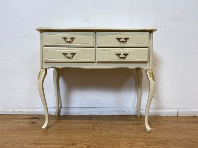 WMK I Versand 85€ I Charmante weiße Chippendale Kommode mit Schubladen & edlen Messingbeschlägen I Sideboard Schubladenkommode Flurkommode Wäschekommode Vintage Barock Rokoko Berlin Jena Bamberg