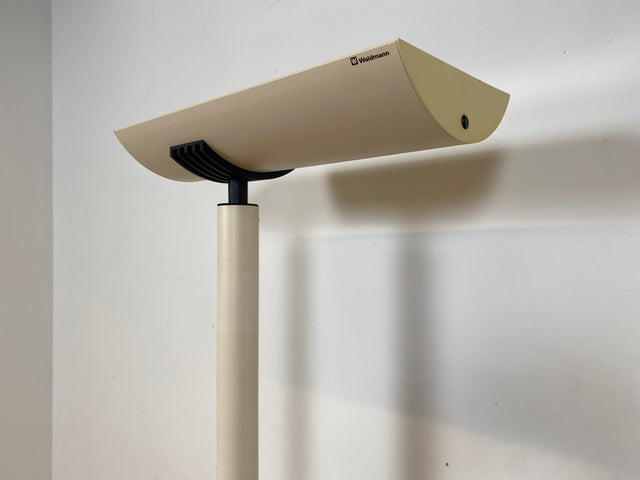 WMK I Design Award Gewinner aus 1988 I Hochwertige weiße Vintage Designer Standleuchte IBS 236 von Waldmann aus Metall I Steh Leuchte Lampe Deckenfluter Wohnzimmerlampe Vintage Space Age 80er Berlin