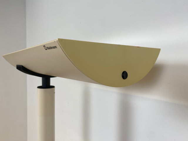 WMK I Design Award Gewinner aus 1988 I Hochwertige weiße Vintage Designer Standleuchte IBS 236 von Waldmann aus Metall I Steh Leuchte Lampe Deckenfluter Wohnzimmerlampe Vintage Space Age 80er Berlin