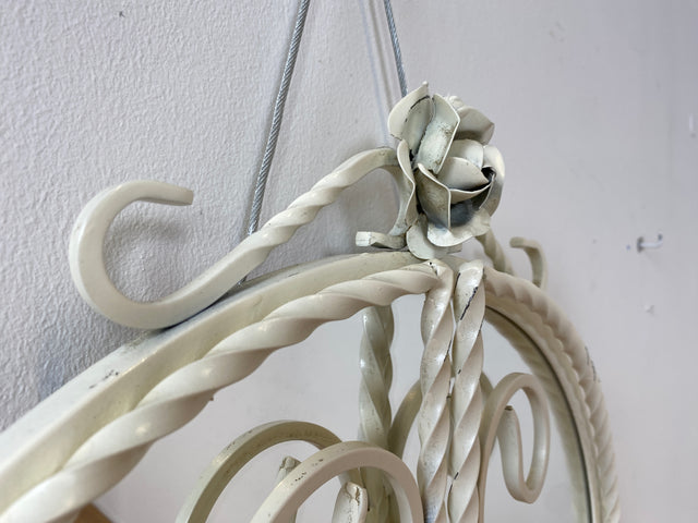 WMK I Romantischer weißer 1960er Schmiedeeisen Spiegel in antikem Stil mit Fensterläden und Rosen I Wandspiegel Metallspiegel Eisenspiegel Flurspiegel Mirror Shabby Chic Vintage Berlin Dresden Bayern