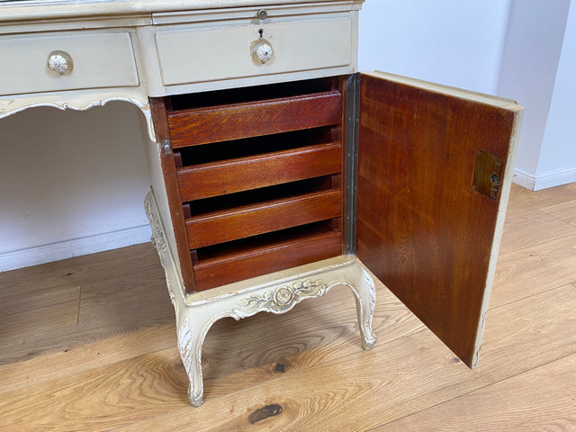 WMK # Wunderschöner weißer antiker Schminktisch im Stile Louis XV, Vollholz, mit neigbaren Spiegel, um 1930 # Schminkkommode Lady Sekretär Schreibtisch Frisiertisch Barock Rokoko Shabby Chic Vintage