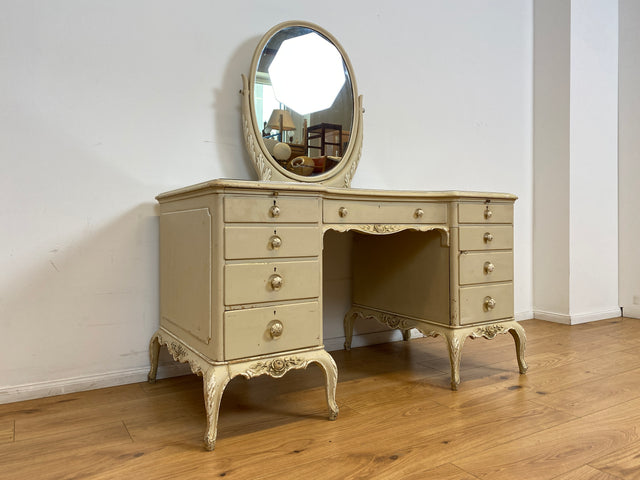 WMK # Wunderschöner weißer antiker Schminktisch im Stile Louis XV, Vollholz, mit neigbaren Spiegel, um 1930 # Schminkkommode Lady Sekretär Schreibtisch Frisiertisch Barock Rokoko Shabby Chic Vintage