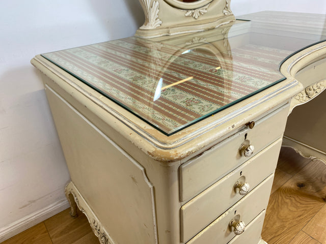 WMK # Wunderschöner weißer antiker Schminktisch im Stile Louis XV, Vollholz, mit neigbaren Spiegel, um 1930 # Schminkkommode Lady Sekretär Schreibtisch Frisiertisch Barock Rokoko Shabby Chic Vintage