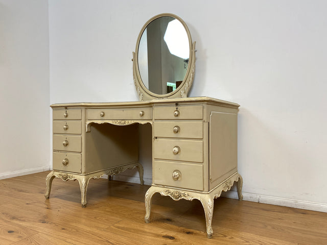 WMK # Wunderschöner weißer antiker Schminktisch im Stile Louis XV, Vollholz, mit neigbaren Spiegel, um 1930 # Schminkkommode Lady Sekretär Schreibtisch Frisiertisch Barock Rokoko Shabby Chic Vintage
