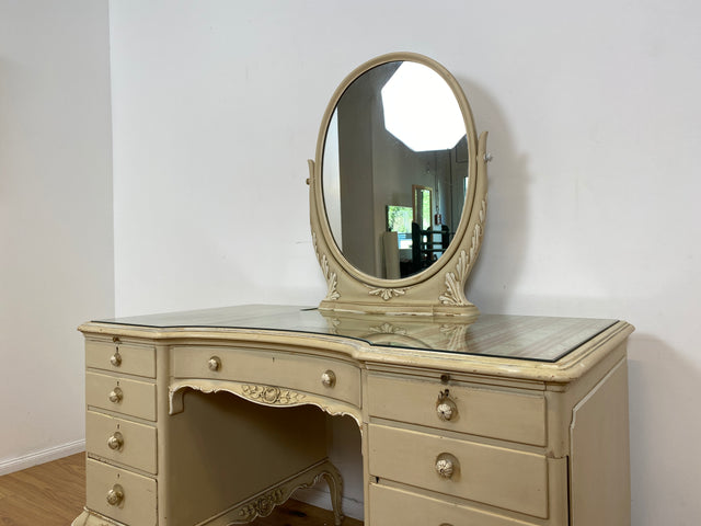 WMK # Wunderschöner weißer antiker Schminktisch im Stile Louis XV, Vollholz, mit neigbaren Spiegel, um 1930 # Schminkkommode Lady Sekretär Schreibtisch Frisiertisch Barock Rokoko Shabby Chic Vintage