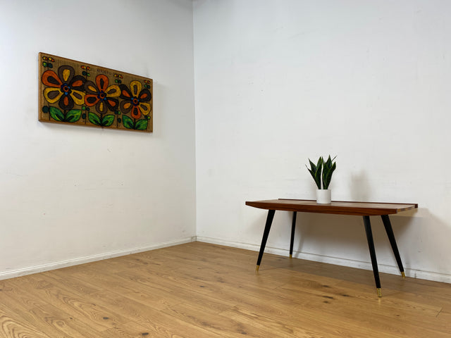 WMK Sehr hübscher & gut erhaltener Mid-Century Couchtisch aus 1962 von Franz Widynski (Berlin) auf zeittypischen konischen Füßen