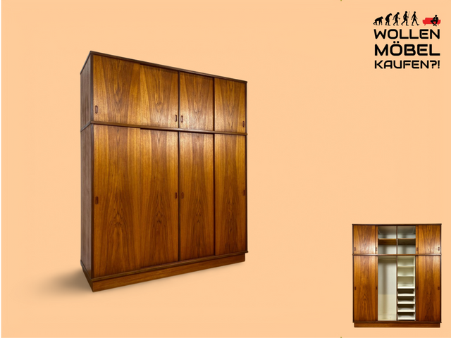 WMK Stilvoller & gut erhaltener groáer skandinavischer Kleiderschrank in Teakholz mit Schiebetren & Aufsatz # Schrank W„scheschrank Schlafzimmerschrank Wardrobe Danish Design Mid-Century Vintage Teak