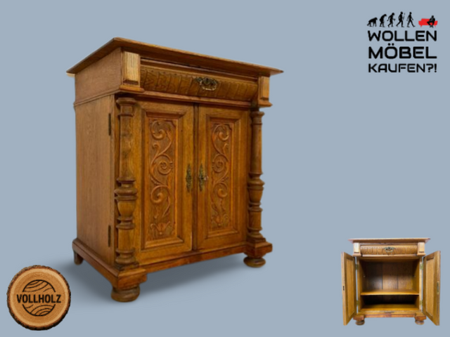 WMK I Prunkvolle kleine antike Kommode aus massiver Eiche mit Schublade, Messingbeschlägen und Akanthusmotiven, um 1890 I Schrank Anrichte Flur Wäsche Wickel Gründerzeit Vintage Berlin Dresden München