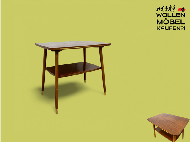 WMK Hübscher und sehr gut erhaltener Mid-Century Beistelltisch aus 1957 mit Ablage und konischen Tischbeinen # Couchtisch Wohnzimmertisch Ablage Fernsehtisch Vintage Rockabilly Retro 50er 60er