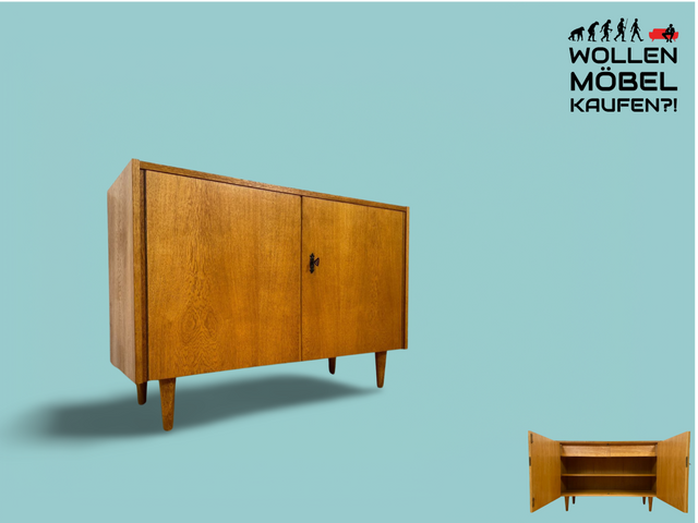 WMK Stilvolle, jedoch etwas abgenutzte DDR Kommode 414/A aus 1962 in Eiche, Entwurf von VEB Hellerau # Sideboard Lowboard TV-Lowboard TV-Bank Wäschekommode Schuhschrank Schrank Vintage Mid-Century