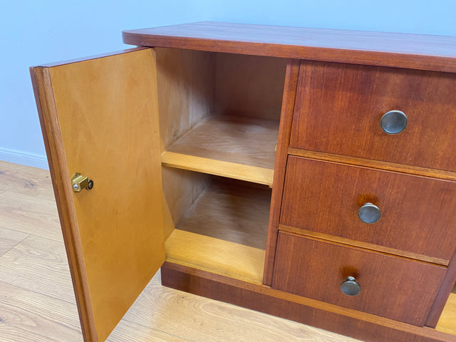 WMK # Very pretty &amp; well-preserved 50s chest of drawers made of solid wood with drawers &amp; beautiful brass handles # Sideboard, laundry chest, cupboard, sideboard, lowboard, TV lowboard, vintage mid-century 60s