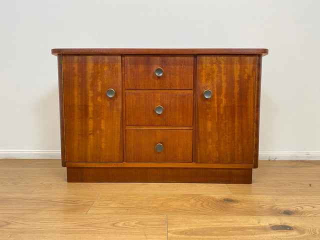 WMK # Very pretty &amp; well-preserved 50s chest of drawers made of solid wood with drawers &amp; beautiful brass handles # Sideboard, laundry chest, cupboard, sideboard, lowboard, TV lowboard, vintage mid-century 60s