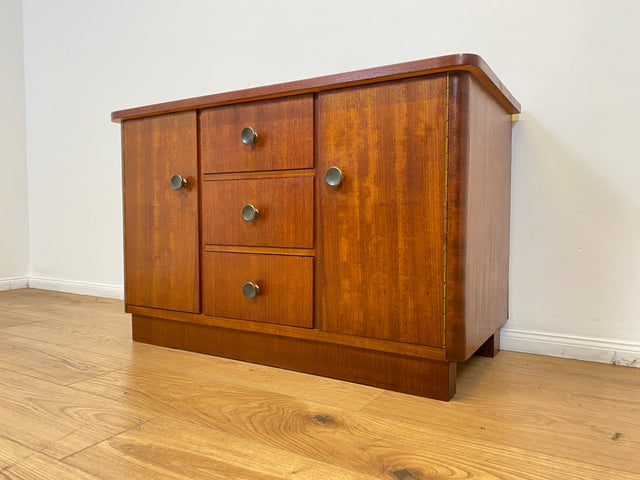 WMK # Very pretty &amp; well-preserved 50s chest of drawers made of solid wood with drawers &amp; beautiful brass handles # Sideboard, laundry chest, cupboard, sideboard, lowboard, TV lowboard, vintage mid-century 60s
