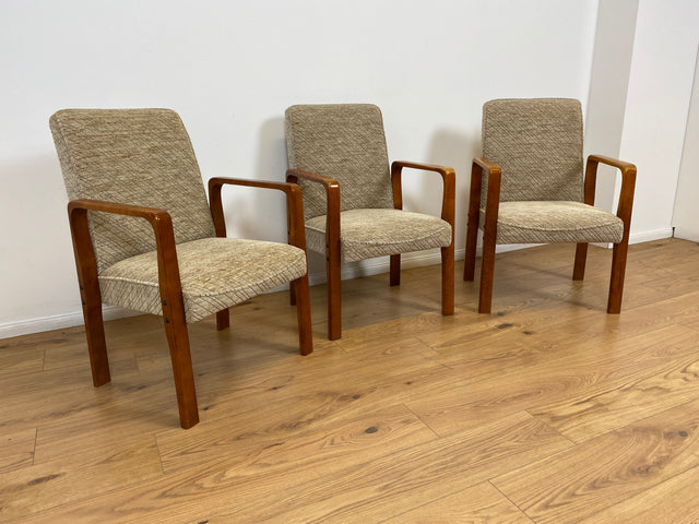WMK # 1/3 Beautifully designed, comfortable and very well-preserved mid-century armchair with light original cover and teak frame # Chair, reading chair, armchair, desk chair, vintage 60s 70s