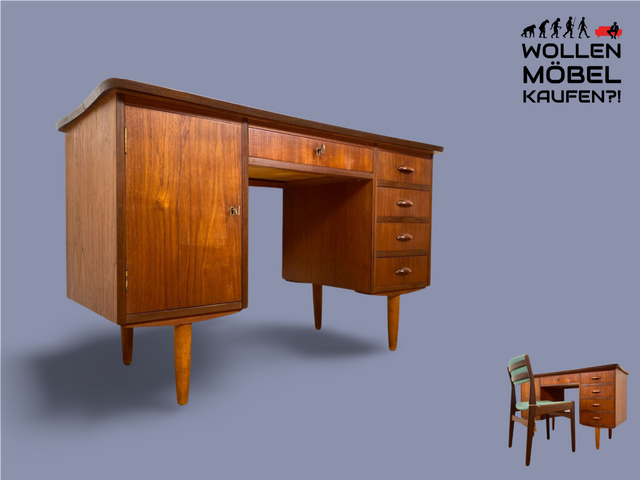 WMK I Stilvoller skandinavischer Mid-Century Schreibtisch in Teakholz , freistellend, mit Schubladen und Holzgriffen I Writing Desk Arbeitstisch Bürotisch Danish Design 50er 60er Berlin Köln Hamburg