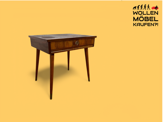 WMK # Sehr hübsche kleine Mid-Century Kommode in Nussbaum und Mahagoni mit Schublade und hübschem Messinggriff # Schränkchen Beistelltisch Nachttisch Nachtschrank Nachtkommode Ablage 50er 60er Vintage