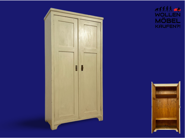 WMK # Schöner und gut erhaltener weißer antiker Kleiderschrank aus vollem Holz mit Messingbeschlägen, um 1910 # Schrank Schlafzimmerschrank Vertiko Wardrobe Wäscheschrank Jugendstil Vintage Berlin