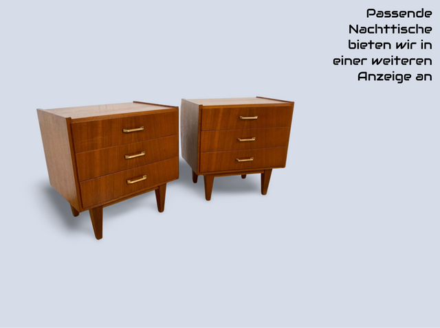 WMK # Stilvolles Mid-Century Lowboard aus 1966 mit Schubladen und formschönen Originalgriffen # Sideboard Wäschekommode Schuhschrank Flurkommode TV-Bank TV-Lowboard Vintage 60er Berlin Bayern Bremen