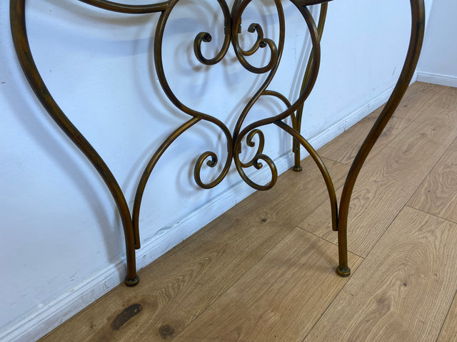 WMK # Einzelstück! Elegante und gut erhaltener handgefertigte Konsole aus kunstvollem Metallgestell in gold mit Glasauflage # Tischkonsole Metallkonsole Ablage Tisch Beistelltisch Flurkommode Vintage