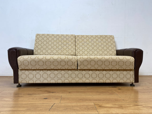 Retro pur! Gemütliche 70er Jahre Couch mit Schlaffunktion mit hellem Originalbezug I Sofa Couch Schlafsofa Schlafcouch Klappcouch Daybed Sitzgarnitur Vintage Space Age 60er I