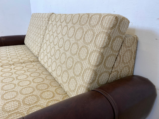 Retro pur! Gemütliche 70er Jahre Couch mit Schlaffunktion mit hellem Originalbezug I Sofa Couch Schlafsofa Schlafcouch Klappcouch Daybed Sitzgarnitur Vintage Space Age 60er I