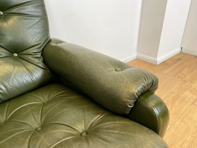 WMK # Stilvolles & äußerst bequemes skandinavisches Ledersofa mit gestepptem Echtleder Bezug in grün mit charaktervoller Alterspatina # 2er Sofa Couch Ledercouch 2-Sitzer Chesterfield Leder Vintage