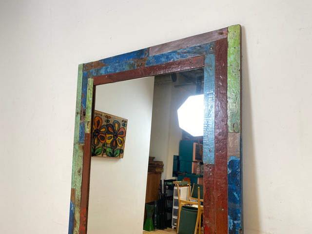 Boatwood by WMK I 100x195cm großer Spiegel I handgefertigtes Unikat aus altem Bootsholz in Originalfarben I bunter Wandspiegel Standspiegel Ganzkörperspiegel Flurspiegel Garderobe Berlin Köln Hannover