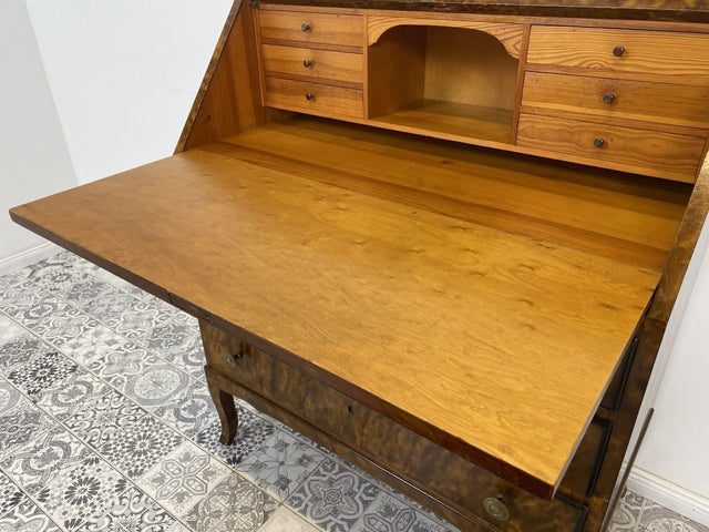 WMK Hübscher und geräumiger skandinavischer Sekretär aus vollem Holz mit dunkler Bierlasur & edlen Messinggriffen # Schreibschrank Schreibtisch Kommode Schubladenkommode Desk Vintage 50er Mid-Century