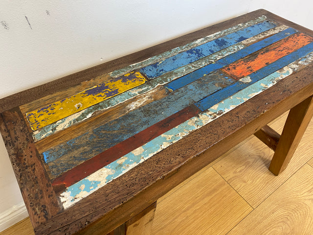 Boatwood by WMK I Bunte 75cm lange Bank aus altem Bootsholz I handgefertigtes Unikat I Patchwork aus Teakholz massiv # Holzbank Gartenbank Bench Küchenbank Sitz Gartenmöbel Balkonmöbel Treibholz Sylt
