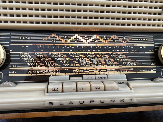 WMK Stilvolles und funktionierendes Mid-Century Radio Typ Sultan 20 200 von Blaupunkt # Rundfunkempfänger Musiktruhe UKW Röhrenradio Dekoration Musik Retro Vintage 50er 60er # Versand möglich