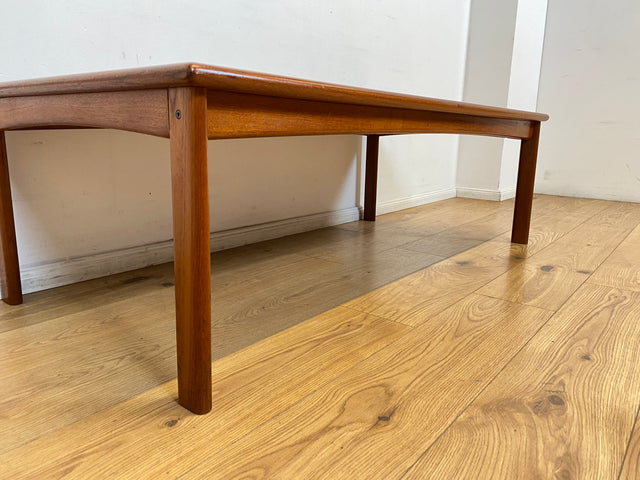 WMK I Stilvoller 150x75cm großer skandinavischer Wohnzimmertisch von namenhaften INFA Denmark aus Teakholz I Couchtisch Coffee Table Danish Design Vintage Mid-Century 60er 70er Berlin Hamburg Dortmund