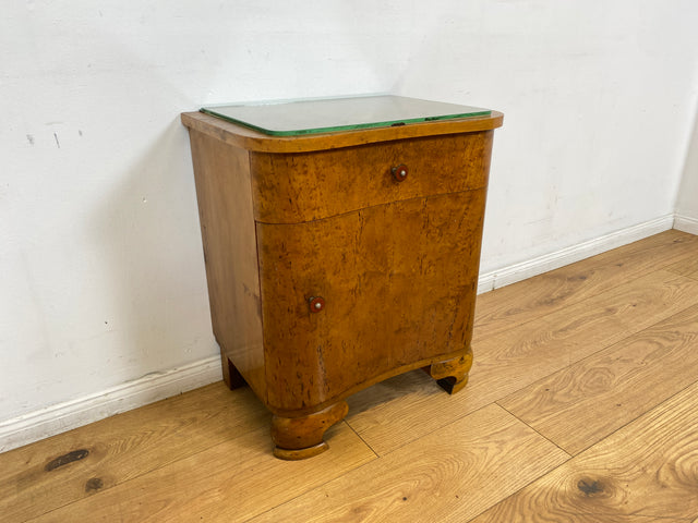 WMK I 1/2 Sehr schöner 1930er Jahre Art Deco Nachttisch aus vollem Holz mit Schublade und Glasauflage I Nachtkommode Nachtschrank Nachtschränkchen Night Stand Vintage Antik Berlin Leipzig Stuttgart