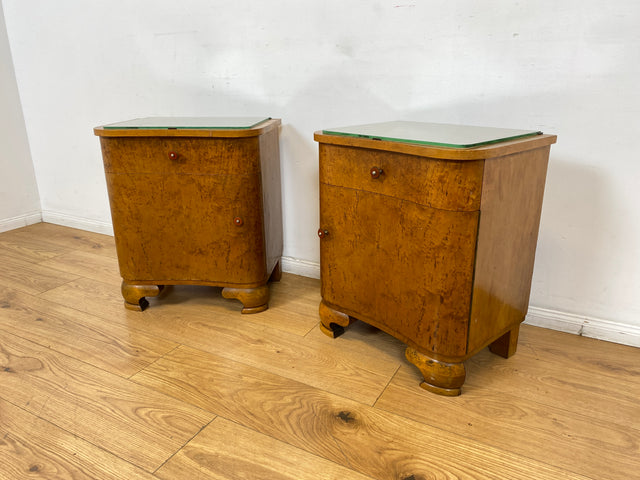 WMK I 1/2 Sehr schöner 1930er Jahre Art Deco Nachttisch aus vollem Holz mit Schublade und Glasauflage I Nachtkommode Nachtschrank Nachtschränkchen Night Stand Vintage Antik Berlin Leipzig Stuttgart