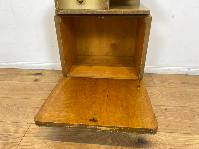 WMK I Wunderschöner jedoch abgerockter 1930er Jahre Art Deco Nachttisch mit Schublade I Nachtschrank Nachtkommode Nachtschränkchen Kommode Beistelltisch Antik Vintage Shabby Chic Berlin Leipzig Köln