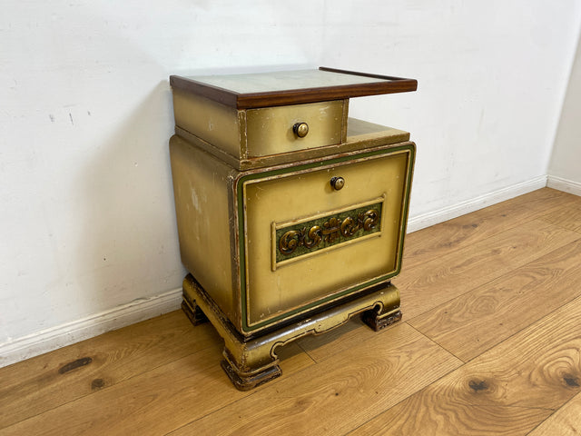 WMK I Wunderschöner jedoch abgerockter 1930er Jahre Art Deco Nachttisch mit Schublade I Nachtschrank Nachtkommode Nachtschränkchen Kommode Beistelltisch Antik Vintage Shabby Chic Berlin Leipzig Köln
