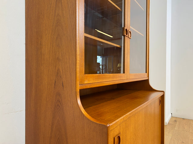 WMK # Hochwertige skandinavische Mid-Century Designer Vitrine von Brouer Møbelfabrik aus massivem Teakholz # Regal Bücherschrank Bücherregal Highboard Sideboard Glass Cabinet Danish Design Vintage
