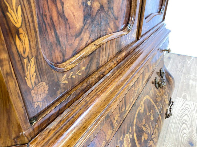 WMK Exklusiver und hochwertiger Stilmöbel Kabinettschrank im Stile des Louis XV mit wunderschönen Intarsien und Messinggriffen # Schrank Wohnzimmerschrank Highboard Geschirrschrank Barock Vintage