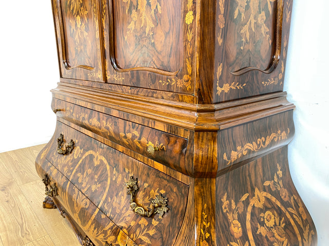 WMK Exklusiver und hochwertiger Stilmöbel Kabinettschrank im Stile des Louis XV mit wunderschönen Intarsien und Messinggriffen # Schrank Wohnzimmerschrank Highboard Geschirrschrank Barock Vintage