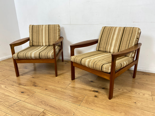WMK I 1/2 Stilvoller skandinavischer Mid-Century Sessel von Komfort mit gestreiftem beigem Originalbezug & Teakholz Rahmen
