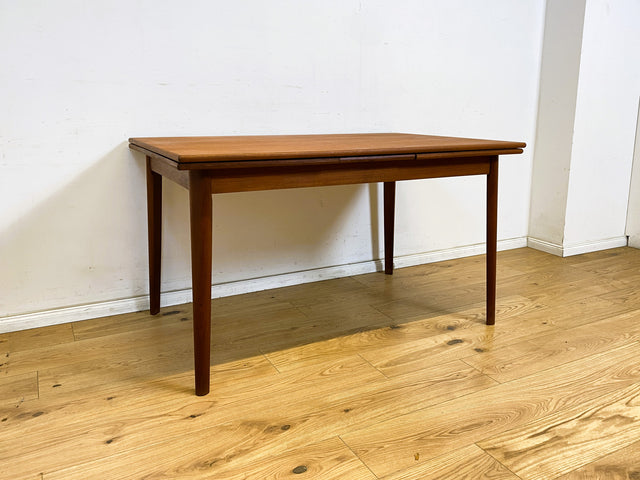 WMK Stilvoller und gut erhaltener ausziehbarer skandinavischer Esstisch aus 1960er Jahren in Teakholz # Tisch Esszimmertisch Dining table Küchentisch Holztisch Mid-Century Vintage Danish Design 60er