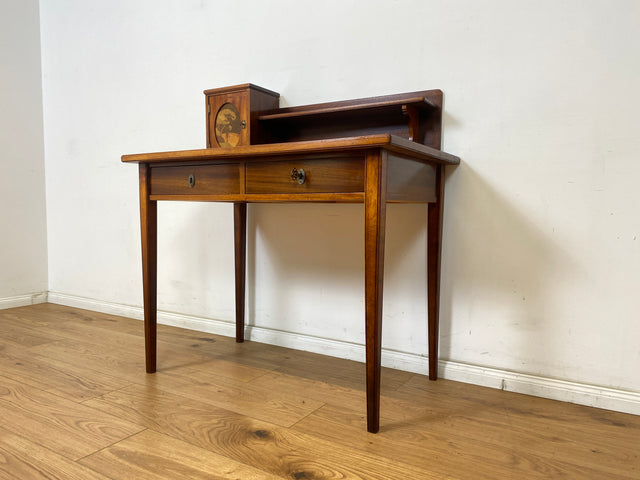 WMK Eleganter und sehr gut erhaltener kleiner antiker Schreibtisch aus vollem Holz in Mahagoni mit hübschen Intarsien # Arbeitstisch Lady Sekretär Schminktisch Frisiertisch Desk Vintage Jugendstil