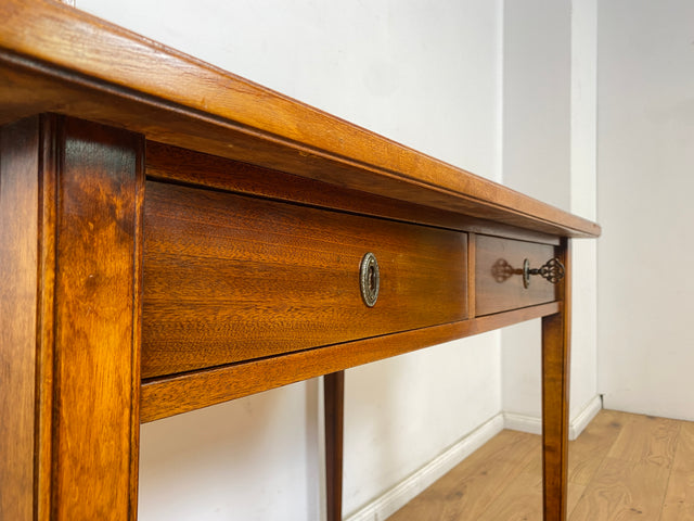 WMK Eleganter und sehr gut erhaltener kleiner antiker Schreibtisch aus vollem Holz in Mahagoni mit hübschen Intarsien # Arbeitstisch Lady Sekretär Schminktisch Frisiertisch Desk Vintage Jugendstil