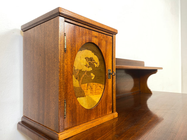 WMK Eleganter und sehr gut erhaltener kleiner antiker Schreibtisch aus vollem Holz in Mahagoni mit hübschen Intarsien # Arbeitstisch Lady Sekretär Schminktisch Frisiertisch Desk Vintage Jugendstil