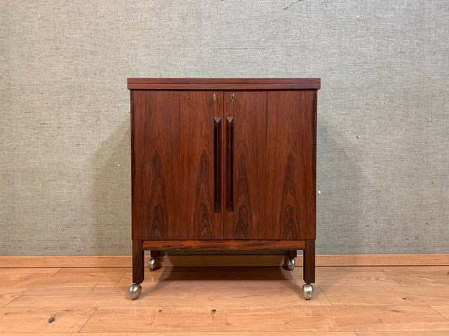 WMK Top Zustand! Edle & rare skandinavische Designerbar aus den 1960ern von Torbjörn Afdal in Palisander # Bar Barkommode Barschrank Hausbar Barwagen Tresen Vintage Danish Design Mid-Century Rosewood