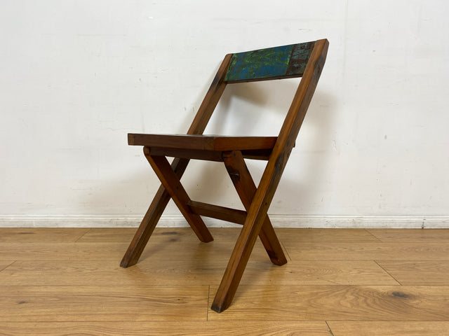 Boatwood by WMK # 4er Set besonderer Klappstühle aus altem Bootsholz I handgefertigte Unikate in original Farben I Stühle Küchenstuhle Holzstühle Campingstühle Balkonstühle Gartenstühle Berlin Bremen