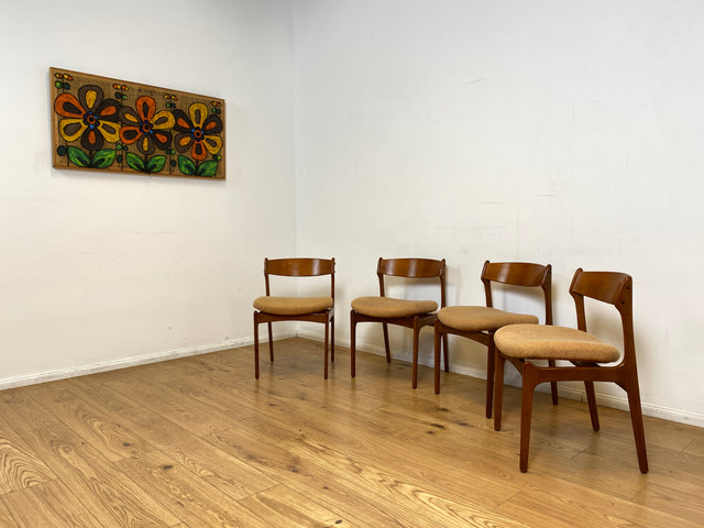 WMK I 4er Set skandinavischer Designer Stühle Model 49 von Erik Buck für O.D. Møbler I Teakholz I Esszimmerstühle Küchenstühle Chairs Danish Design Mid-Century Vintage Teak I Berlin Stuttgart Dresden
